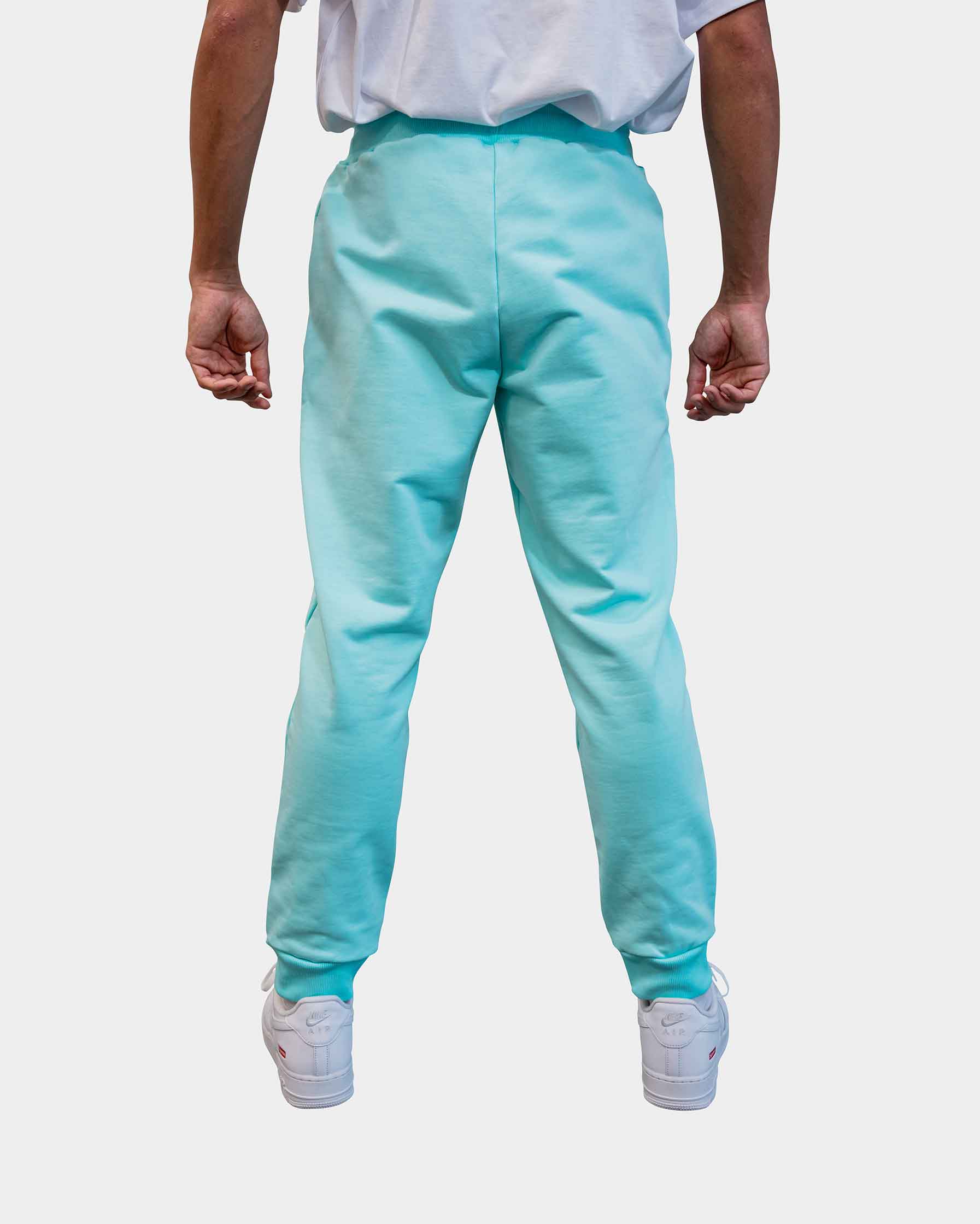 Grösse des Models: 184 cm Das Model trägt: L